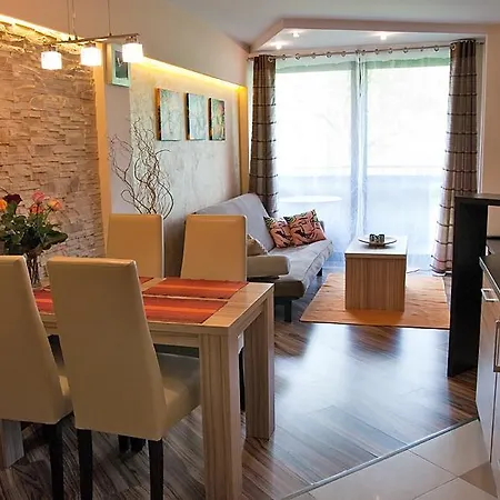 Perlowy * 克雷尼察